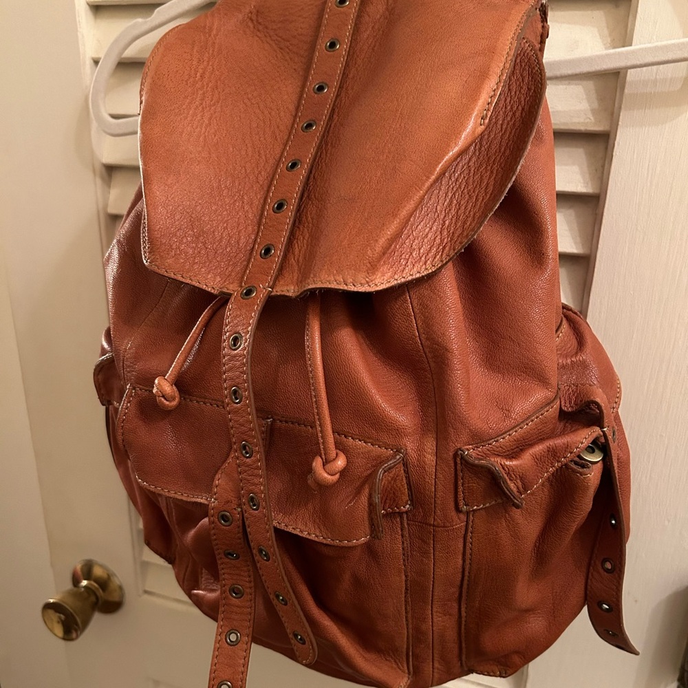 Gorgeous, Free People buttery soft Brooklyn Backpack❤️ NWOT - Picture 7 of 8